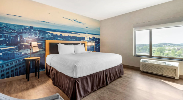 Kahden hengen Sviitti Cambria Suites Madison
