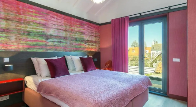 DRL45 Luxury apartment in the heart of Domburg, Book Apartment Domburg 