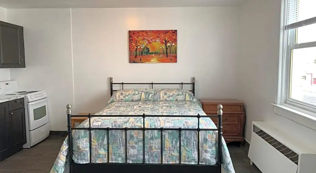 Студия Lakeview Hotel