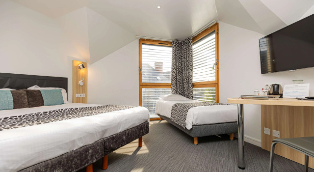 Best Western Le Moulin de Ducey, Забронировать Отель  