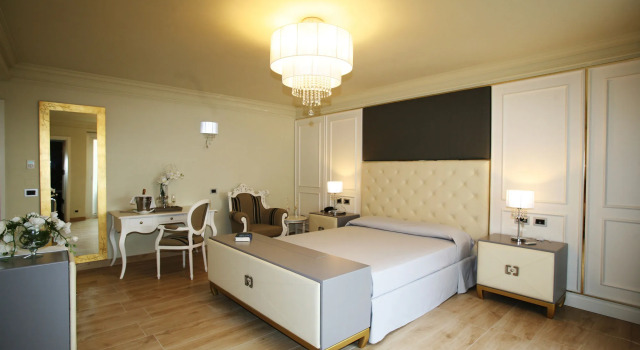 Hotel Buratti, Забронировать Отель Отели Червия с питанием, Пансион