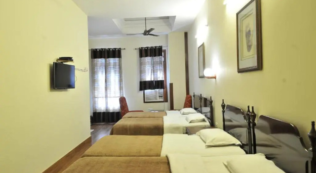 Семейный номер Standard Hotel H R Palace