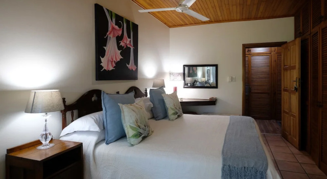 Трёхместный номер Deluxe Santa Lucia Guest House