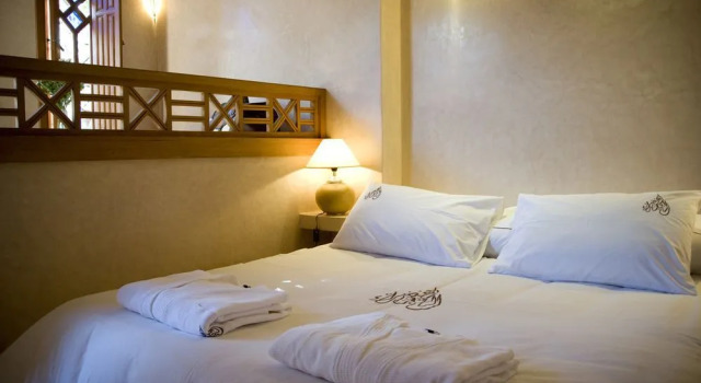 Riad Green Mango & SPA, Забронировать Отель Отели Марракеш-Тенсифт-Эль-Хауз с парковкой, Парковка