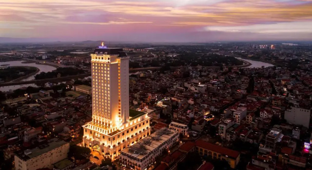 Люкс Business Meliá Vinpearl Phu Ly