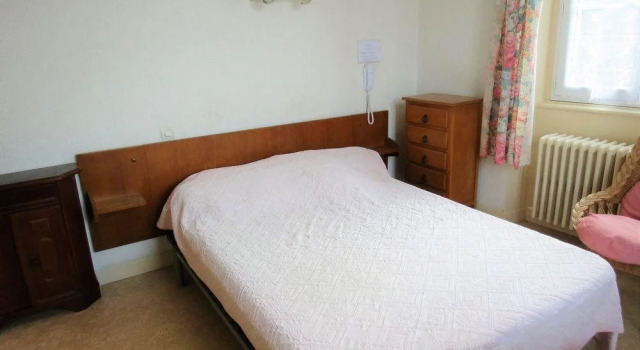 Le Moliere, Prenota Hotel Bourbonne-les-Bains 