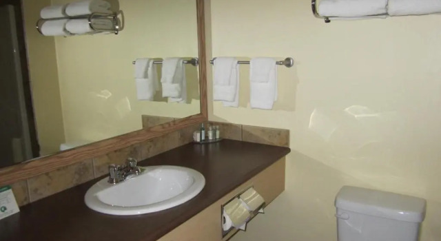 Четырёхместный номер Deluxe Trend Mountain Hotel & Conference Centre