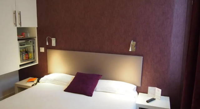 Двухместный номер Standard Porte de Versailles Hotel