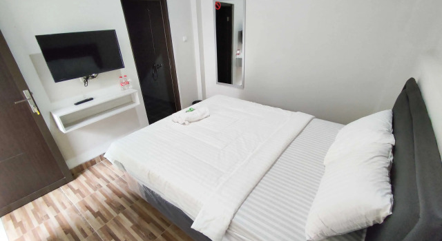 Maita Homestay Ringroad Utara Mitra RedDoorz, Book Hotel Hotels in Sleman with Parking, Parking