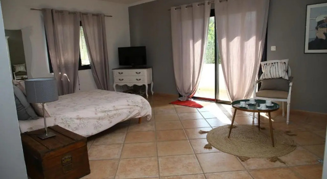 Двухместный номер Standard с балконом La Villa Blanche