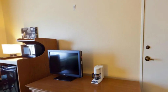Номер Standard Country Inn & Suites by Radisson, Salina, KS