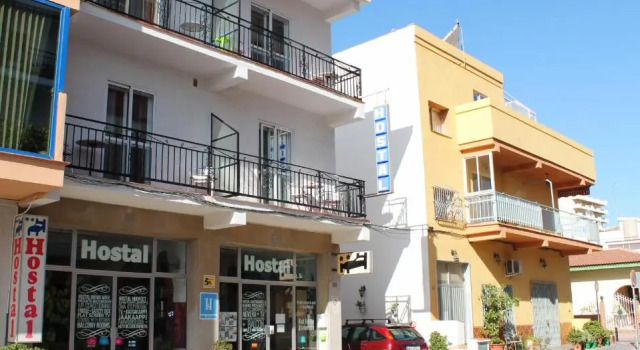 Hostal Nevada, Prenota Hotel Hotel economici a Costa del Sol