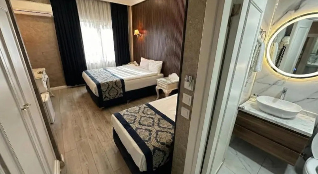 Sophia B Corner Hotels & Restaurant, Забронировать Отель Фатих Стамбул, рядом с Трамвайная остановка Cemberlitas