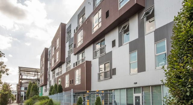 Lawrenceville Studio Apt near Butler St by Frontdesk, Prenota Appartamento Pittsburgh 