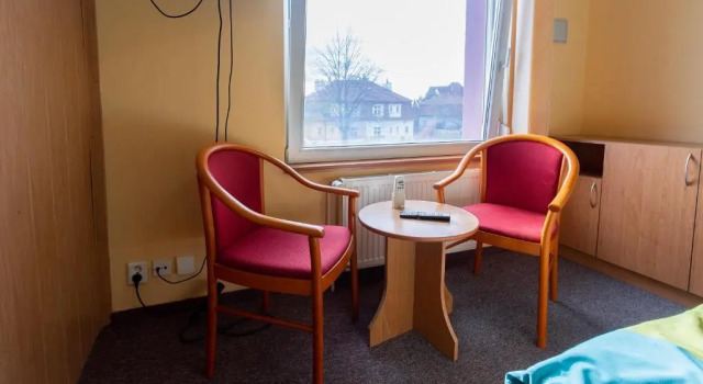 Penzion Školička, Reserva ahora Hotel Praga 9 Praga, cerca de Estación de metro Letnany