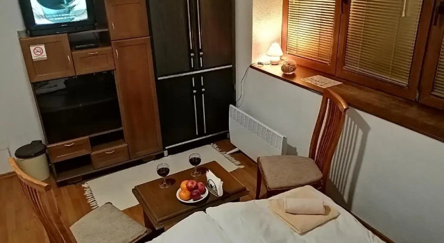 Номер Standard By the Lake Apartments