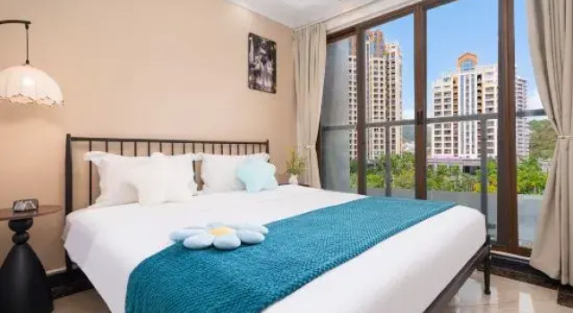 Семейный люкс с 3 комнатами с балконом Lianxia Qingshe Seaview Apartment