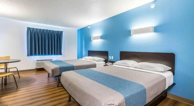 Четырёхместный номер Deluxe Motel 6-Indianapolis, IN - Southport