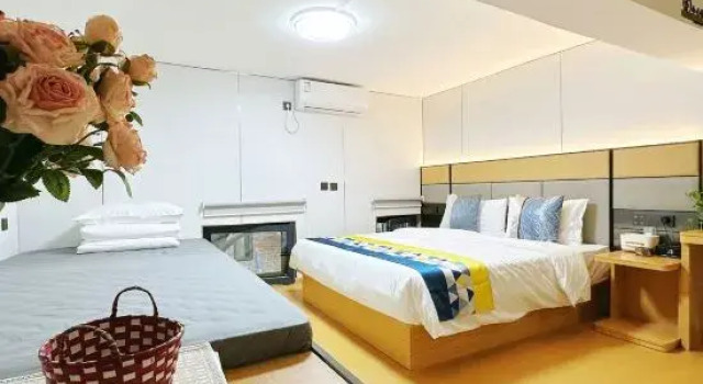 Кровать в общем номере Beijing Love Home Ruyi Homestay
