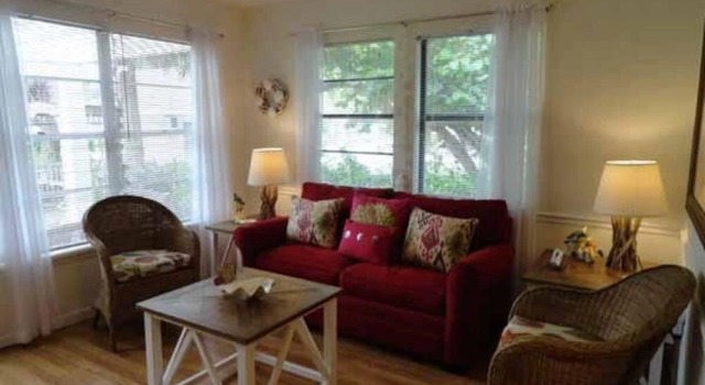 4 Beach Lovers - Unit 3