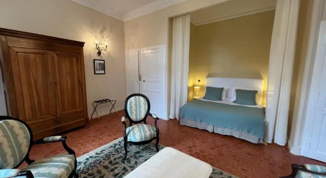 Семейный номер Standard с видом на парк Chateau de Roquelune