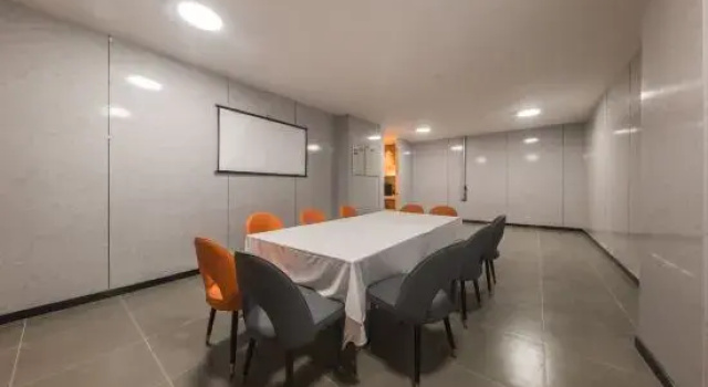 Kailiade Hotel (Gongliu People's Square Branch), Buchen Sie Hotel Gongliu China