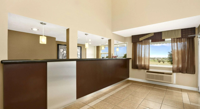 Super 8 by Wyndham Fort Worth TX