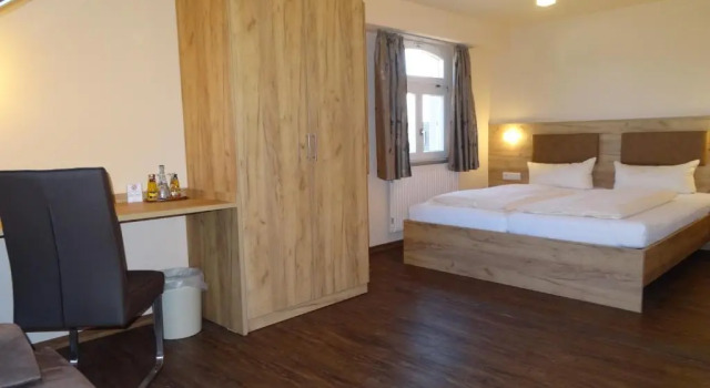 Gasthof zum Goldenen Lamm, Reserva ahora Hotel Wettelsheim Altmühltal