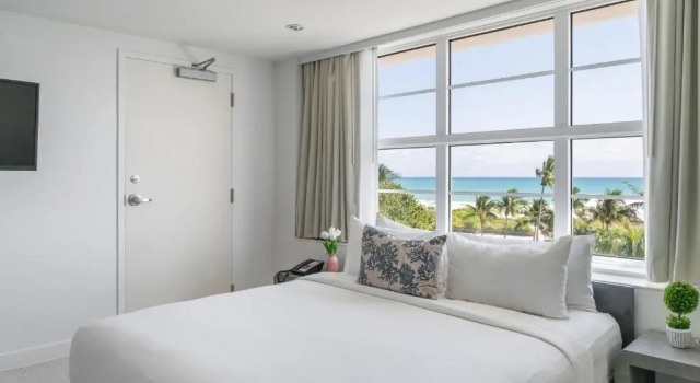 Двухместный номер oceanfront Clevelander Hotel