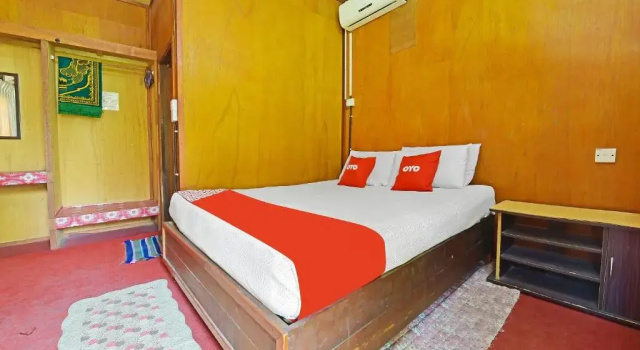 Двухместный номер Deluxe OYO 90595 Pelangi Beach Resort Cherating