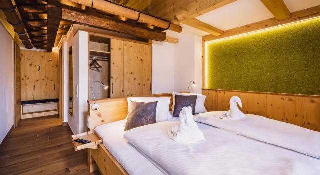 Номер Superior Panorama Hotel Guggenbichl - inkl Sommerkarte, einmaliger Eintritt ins Tauern Spa & bester Ausblick über Kaprun