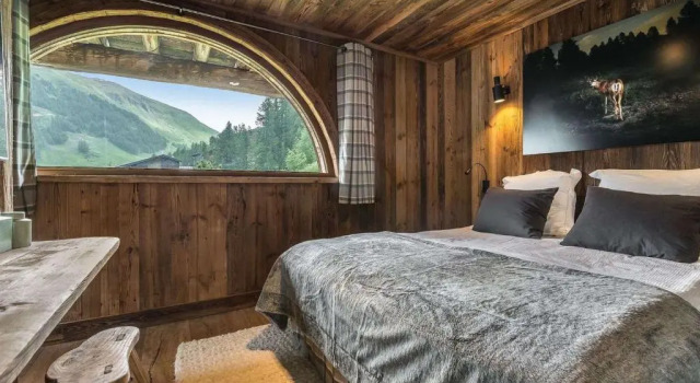 Chalet de Luxe à Val d'Isère avec Jacuzzi et Hammam - FR-1-567-8, Забронировать Шале Виллы Овернь-Рона-Альпы, Вилла