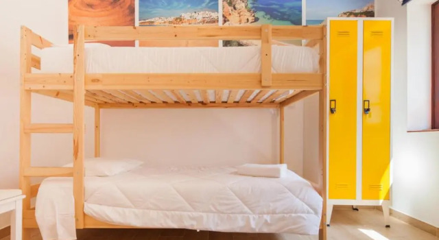 Кровать в общем номере Furadouro Terrace Hostel