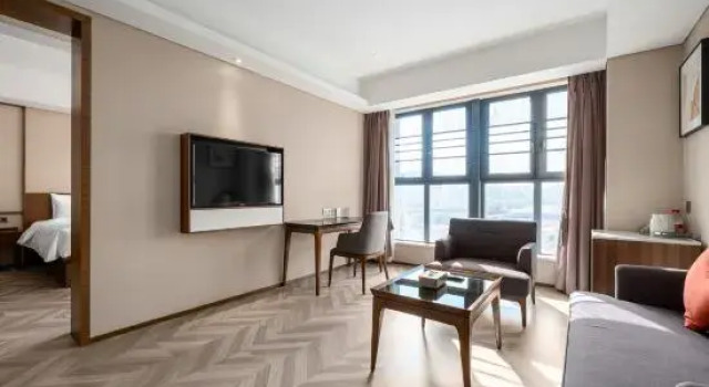 Люкс Deluxe Starway Hotel