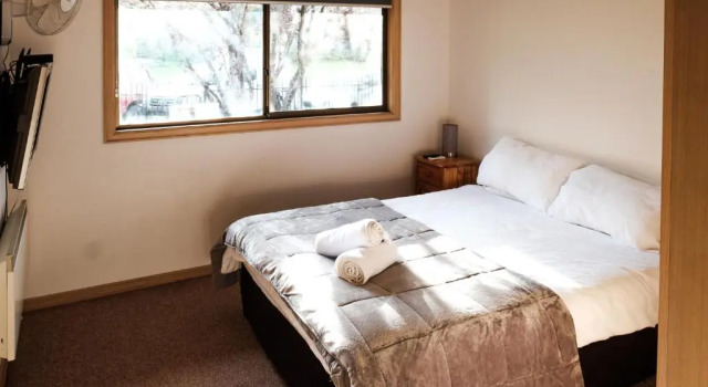Alpine Guest House, Buchen Sie Pension Tawonga Victorian High Country