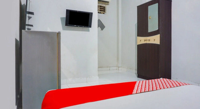 OYO 91529 Pondok Elite 888 Makassar, Prenota Hotel Hotel a Sulawesi con parcheggio, Parcheggio