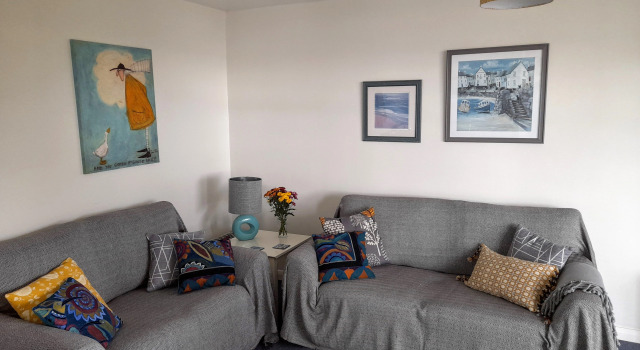 Swn Y Tonnau - Sea Front Apartment Spectacular Sea Views Parking Direct Beach Access, Забронировать Апартаменты/квартира Сондерсфут 
