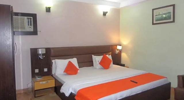 Двухместный номер Business Downtown Royal Hotel