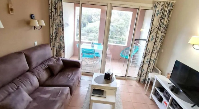 Appartement Six-Fours-les-Plages, 3 pièces, 4 personnes - FR-1-316-282, Забронировать Апартаменты/квартира Сис-Фур-Ле-Плаж Var coast