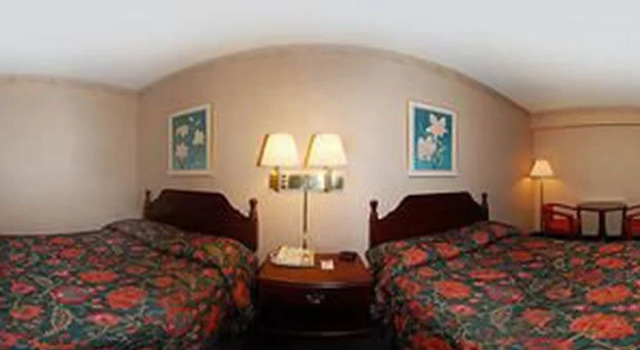 Четырёхместный номер Standard Quality Inn Spartanburg