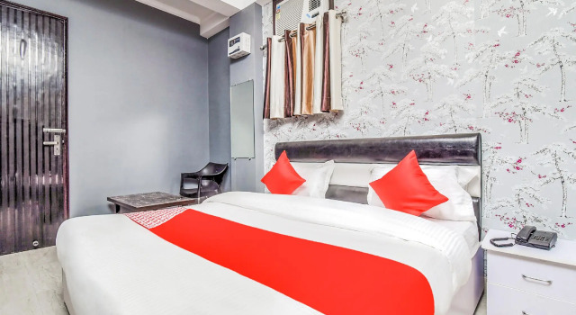 OYO 19132 K Residency