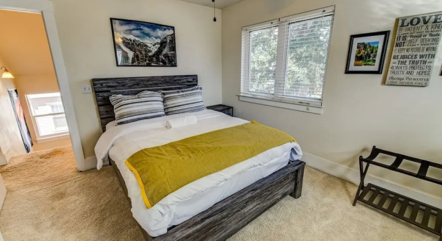 Коттедж 3BR Classic Home Quiet Neighborhooddog Friendly