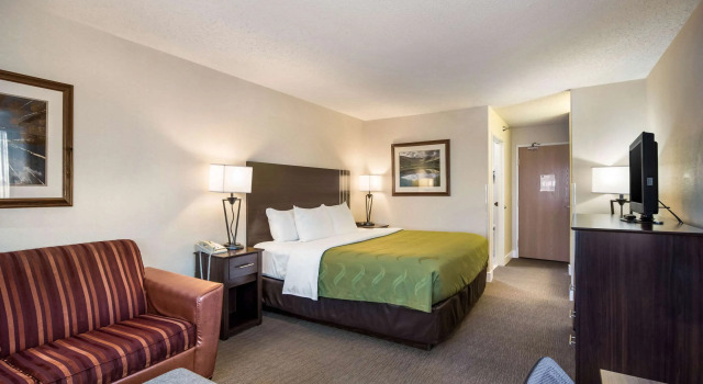 Двухместный номер Business Quality Inn & Suites Pueblo West