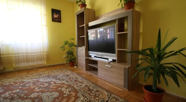 Апартаменты Sunny Apartment