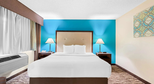 Двухместный люкс с 2 комнатами Best Western Baraboo Inn