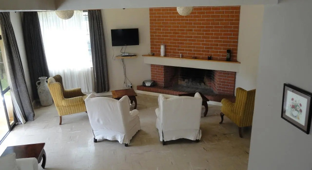 Nakuru Milimani Guest House, Rezervovat Penzión Hotely v Nakuru s parkováním, Parkování