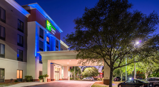 Holiday Inn Express Hotel & Suites Tampa-Anderson Rd/Veteran by IHG