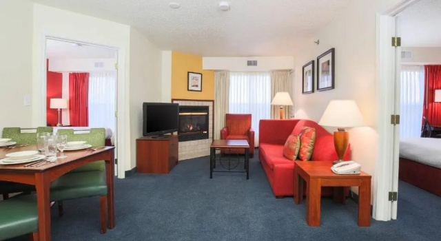 Двухместный люкс с 2 комнатами Residence Inn by Marriott Flint Grand Blanc
