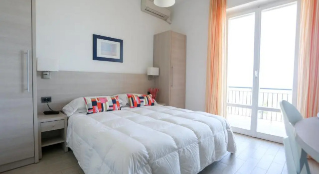 Двухместный номер Standard с видом на море Hotel Olympia