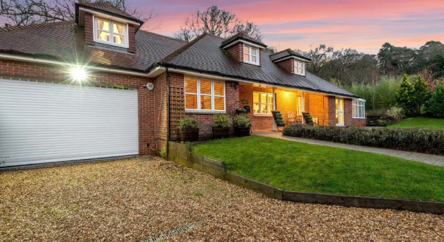 Mews Hill, 5 bedroom New Forest Holiday Cottage, Book Feriehus Villaer i Fordingbridge, Villa